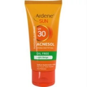 کرم ضد افتاب اردن SPF30 فاقد چربی بژ روشن با خاصیت مرطوب کنندگی و مات کننده حجم 50 میل